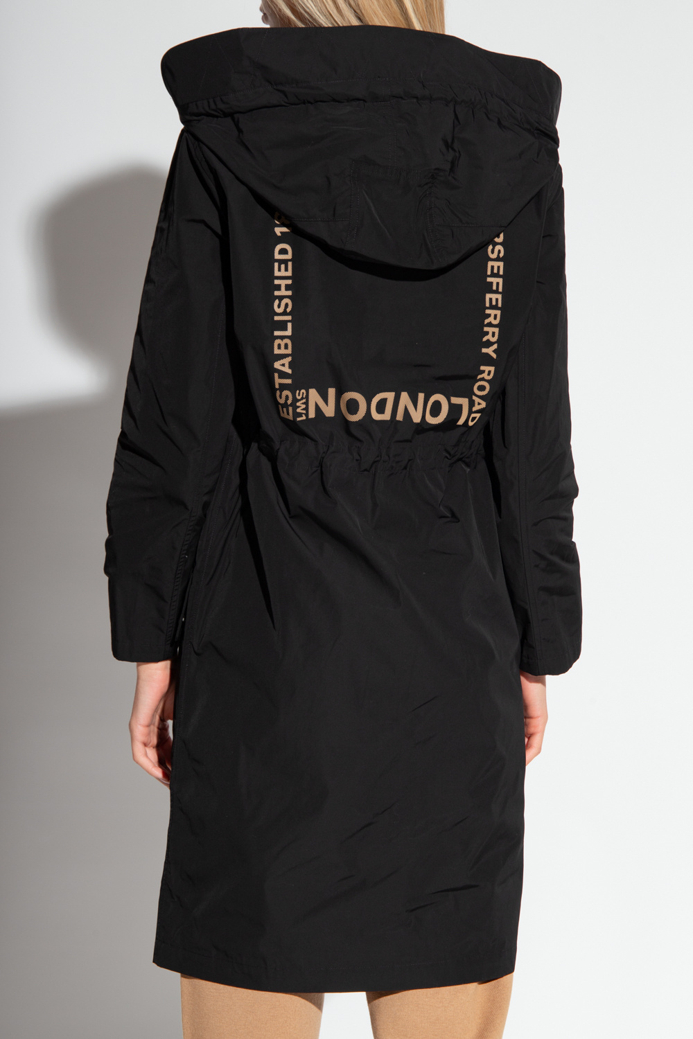 Burberry spring-summer 2022 men's | Women's Clothing